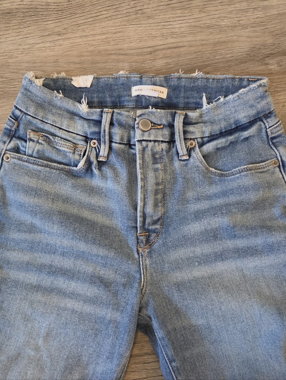 NWT Good American Good Legs -Eco Mid-Rise Straight Leg Distressed Jeans 2 / 26 - Picture 13 of 16
